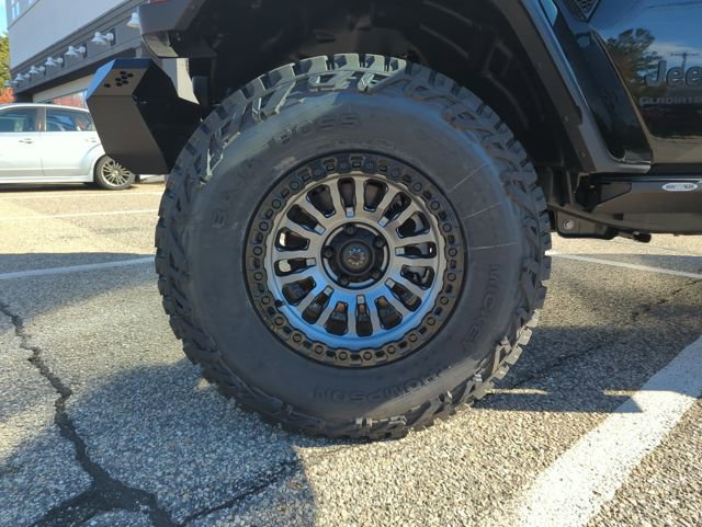 New 2025 Jeep Gladiator Sport image 39