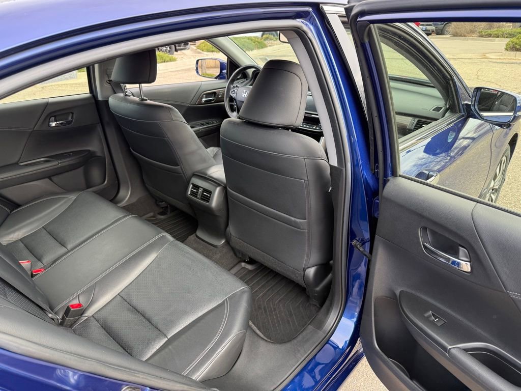 Used 2017 Honda Accord EX-L image 17