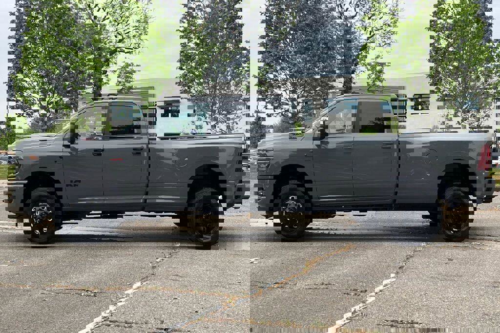 New 2026 RAM 3500 Big Horn image 7