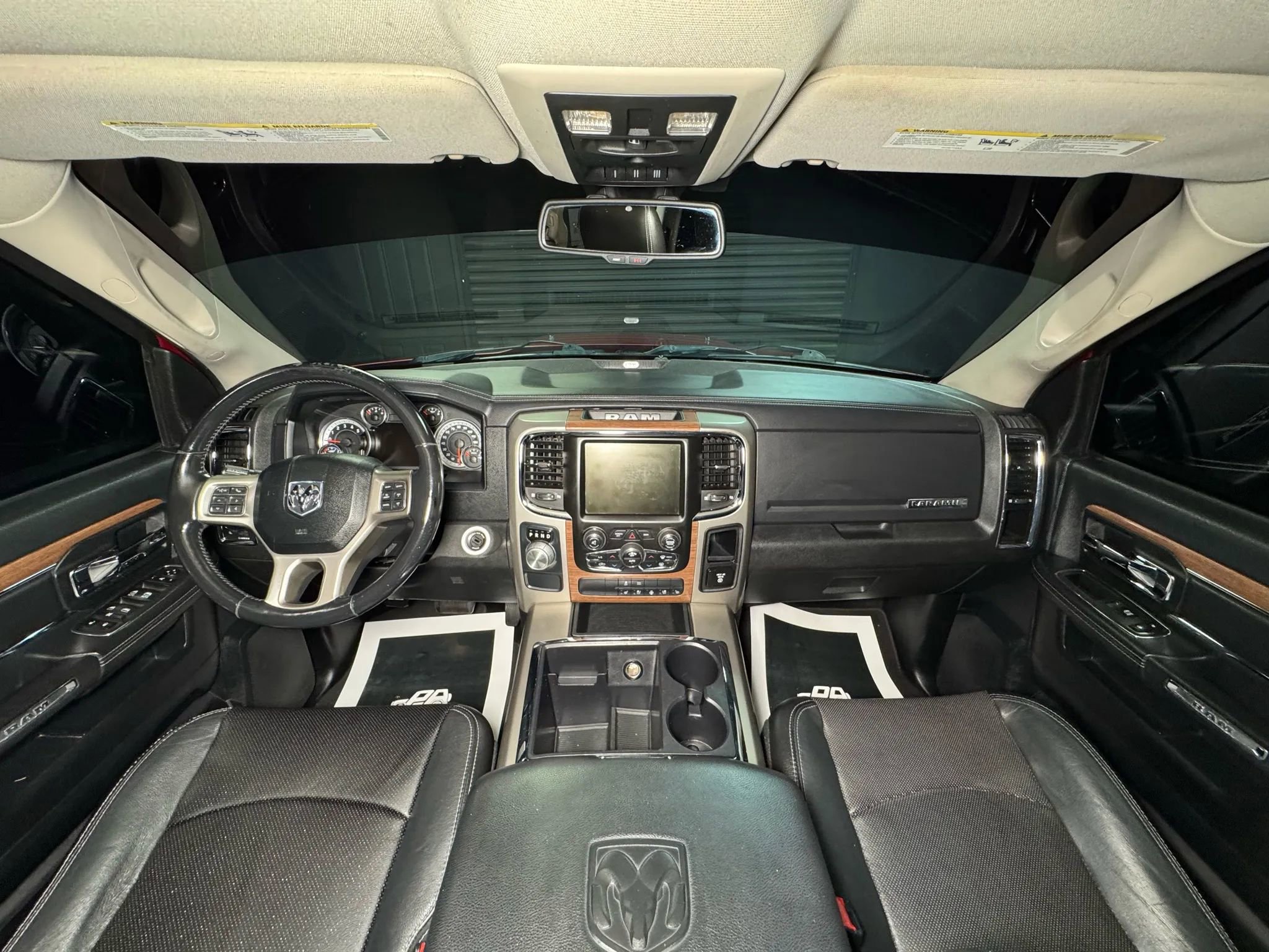 Used 2014 RAM 1500 Laramie image 25