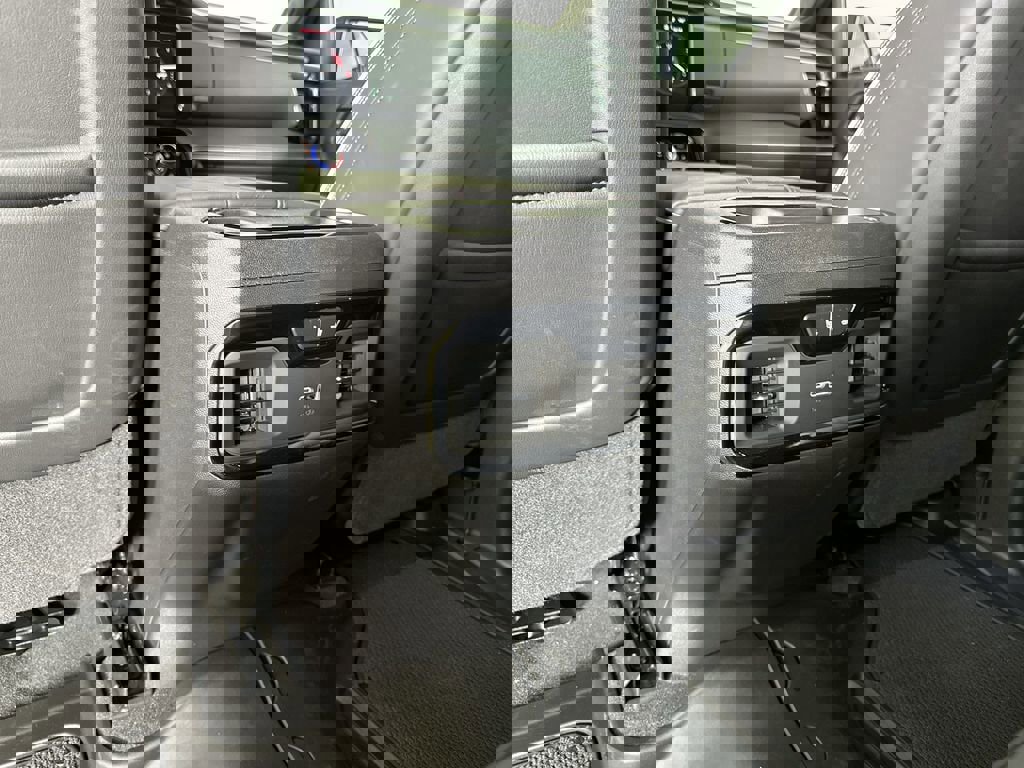 Used 2025 GMC Sierra 1500 AT4X image 22