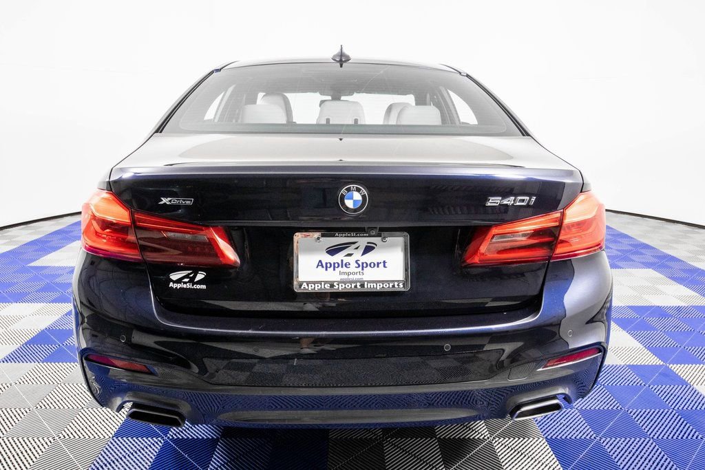 Used 2020 BMW 540i xDrive w/ M Sport Package image 6