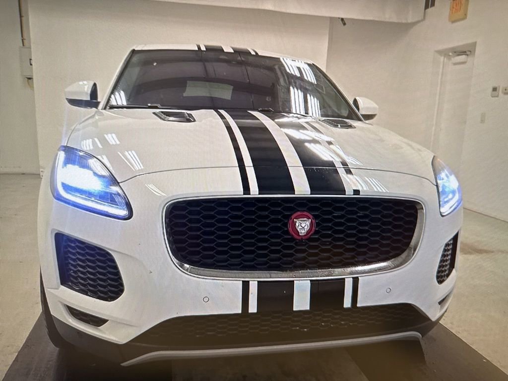 Used 2018 Jaguar E-PACE S image 3