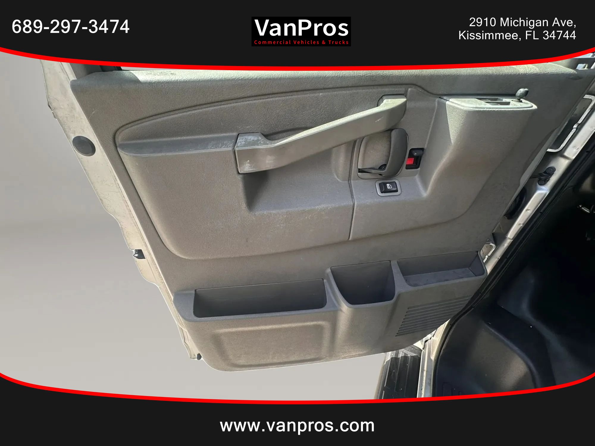 Used 2016 Chevrolet Express 2500 LS RWD image 8