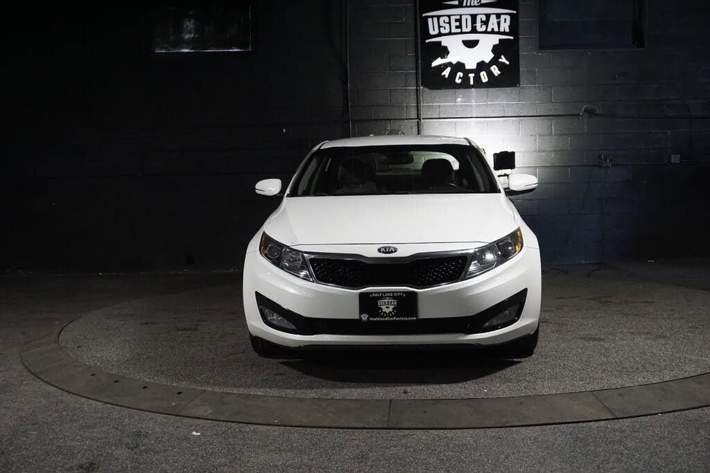 Used 2013 Kia Optima EX image 9