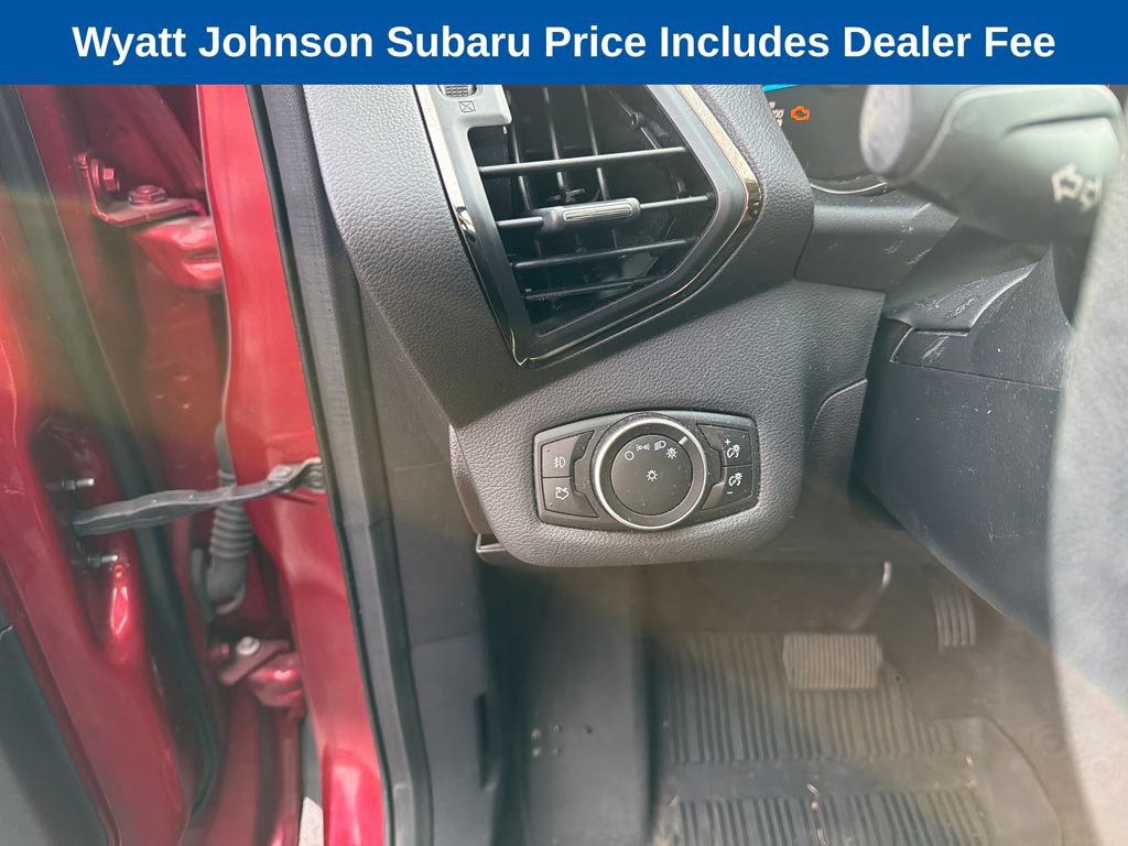 Used 2016 Ford Escape Titanium FWD image 23
