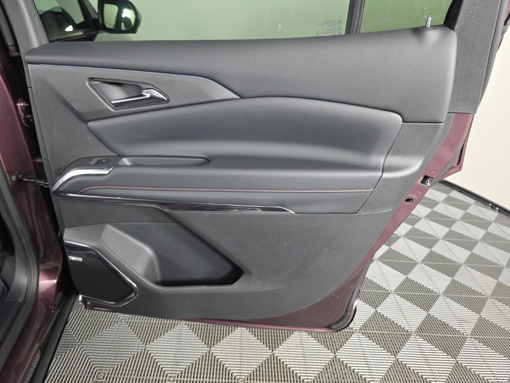 New 2026 Chevrolet Traverse RS image 37