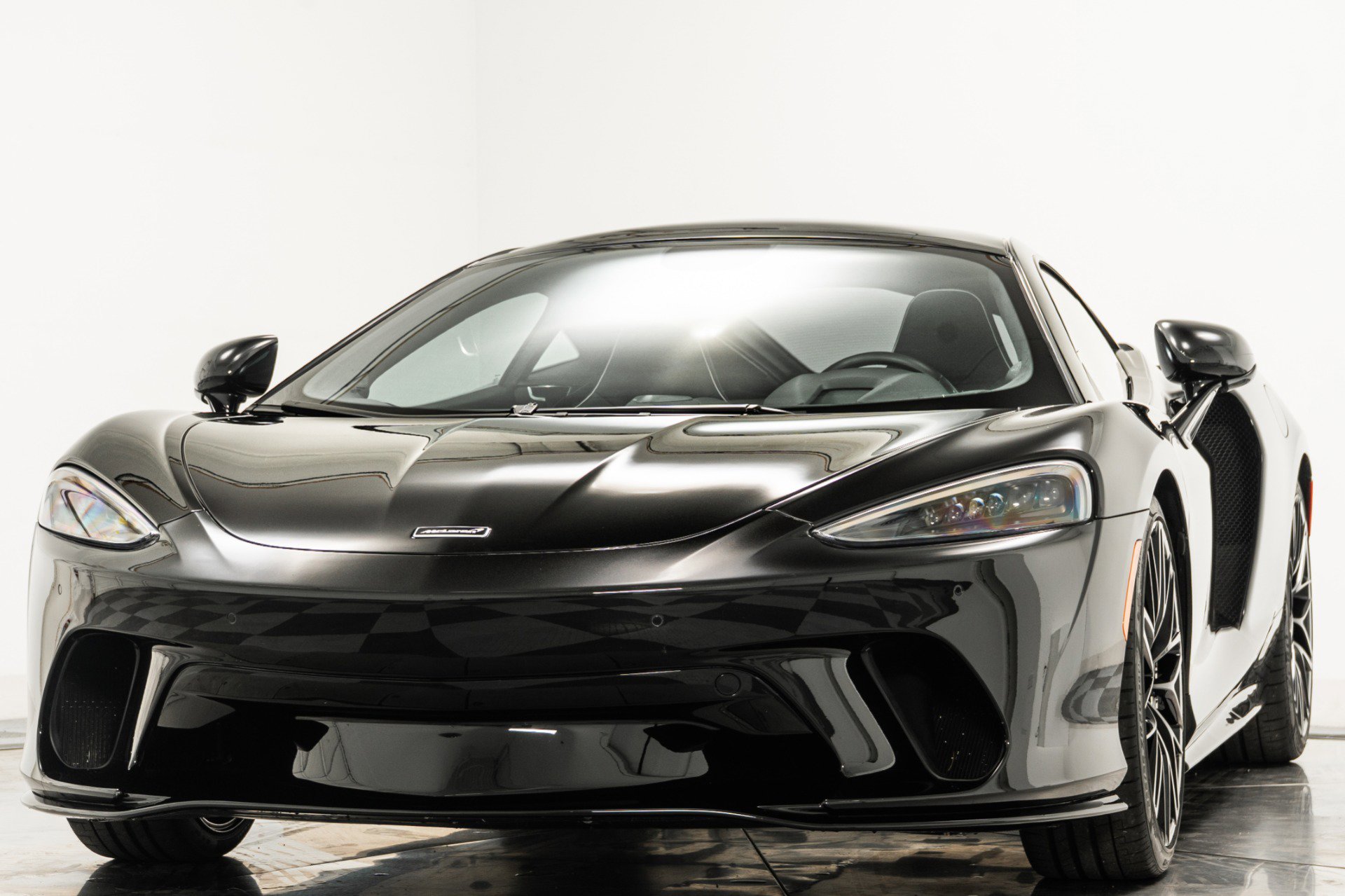 Used 2022 McLaren GT image 5