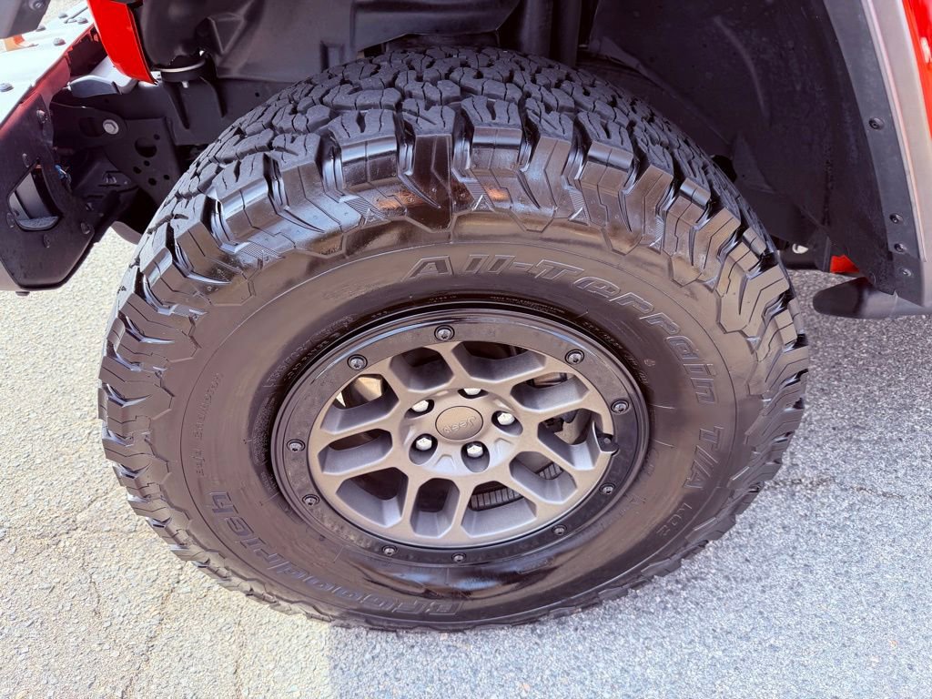 Used 2023 Jeep Wrangler Unlimited Rubicon 392 image 18