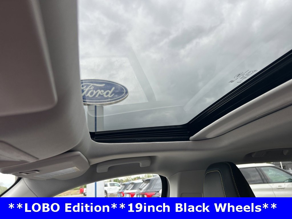 New 2025 Ford Maverick Lobo image 36