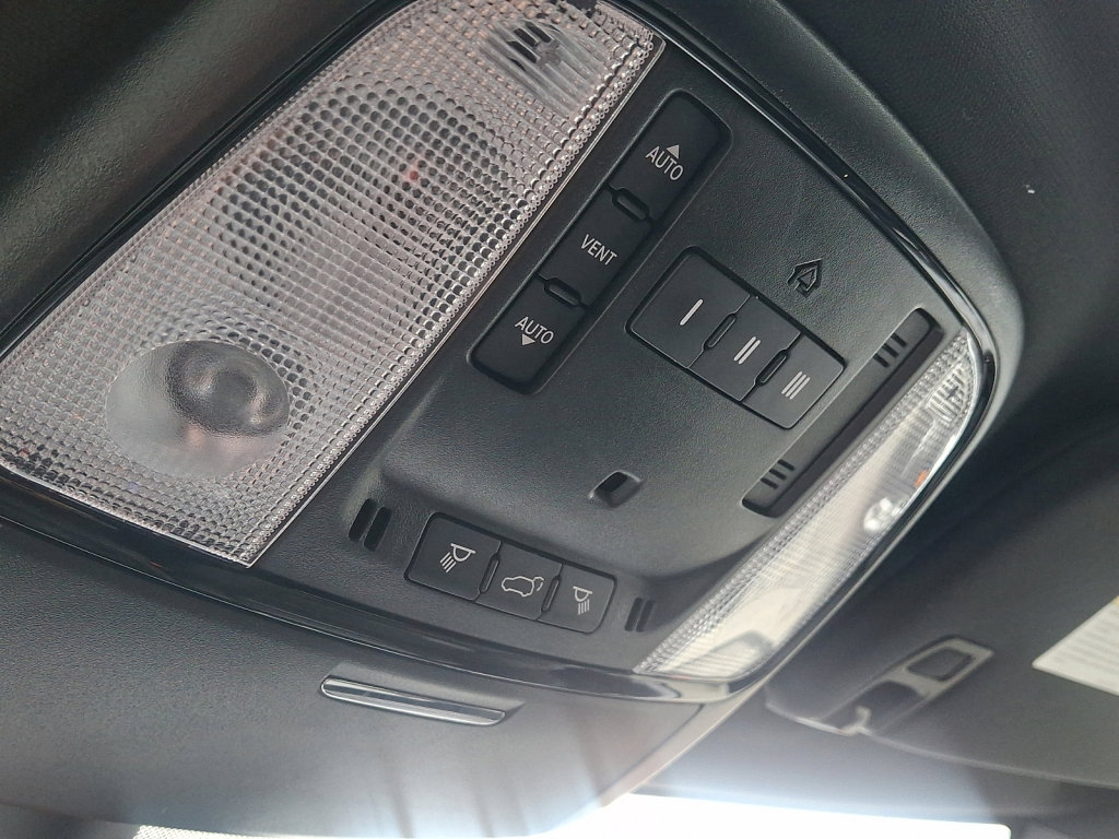 Used 2023 Dodge Durango R/T image 31