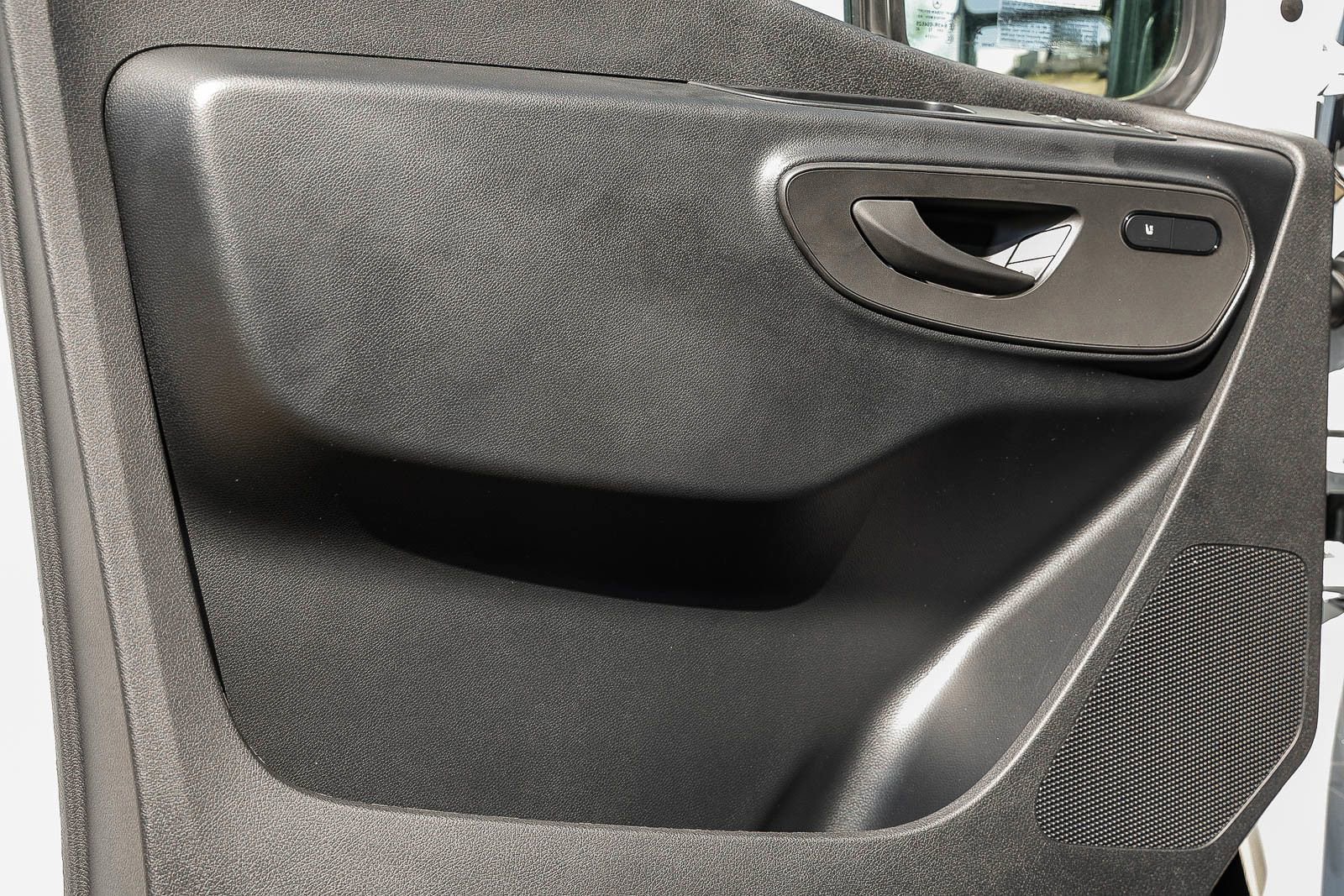 New 2025 Mercedes-Benz Sprinter 2500 image 21