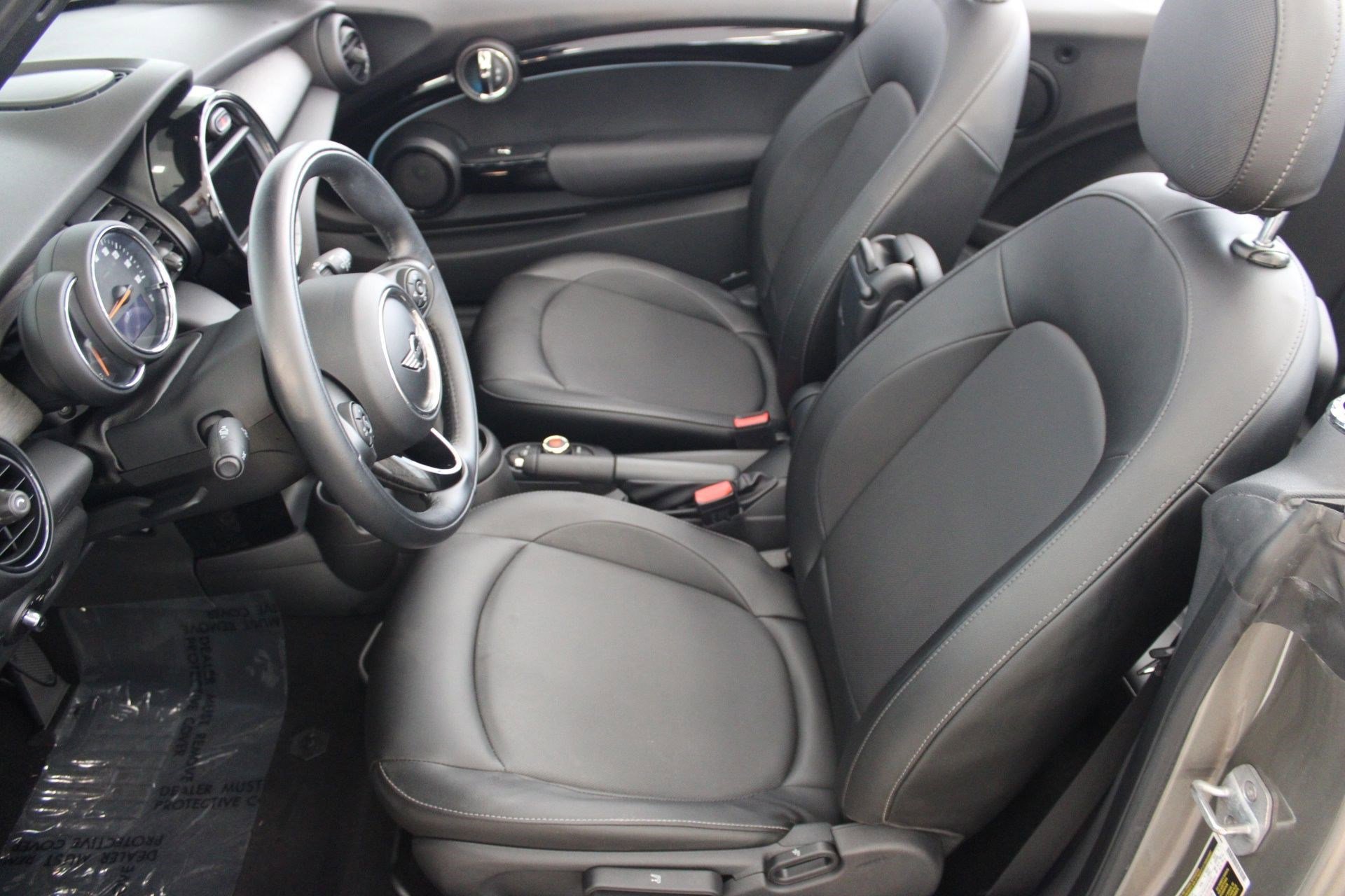 Used 2018 MINI Cooper Convertible image 5