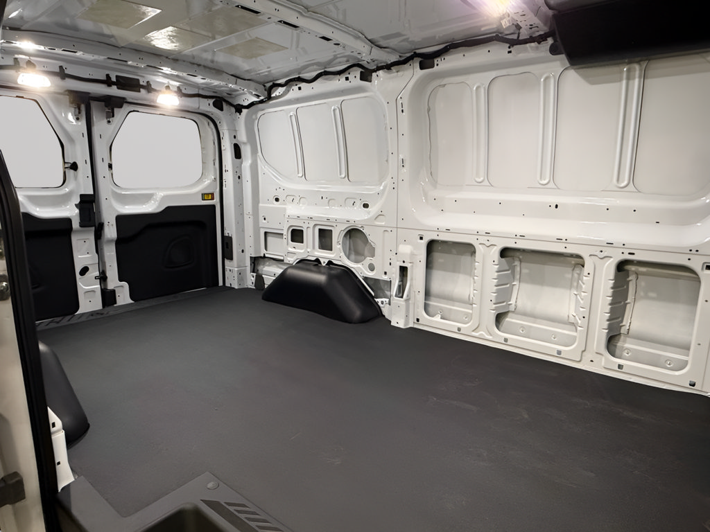 Used 2024 Ford Transit 250 Low Roof RWD image 33