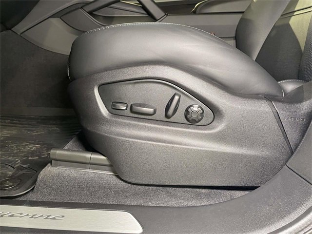 New 2026 Porsche Cayenne E-Hybrid Coupe image 17