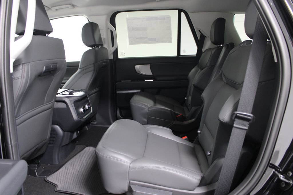 New 2026 Ford Expedition Active image 26