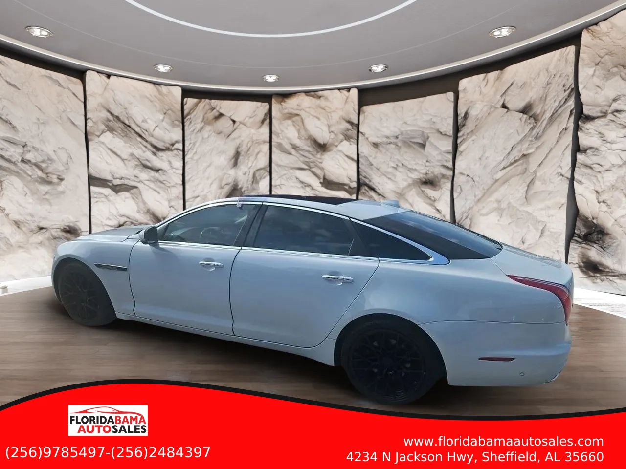 Used 2016 Jaguar XJ L Portfolio AWD/4WD image 3