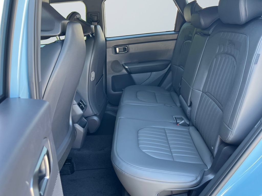 New 2027 Kia Seltos X-Line S w/ X-Line S Premium Package AWD/4WD image 13