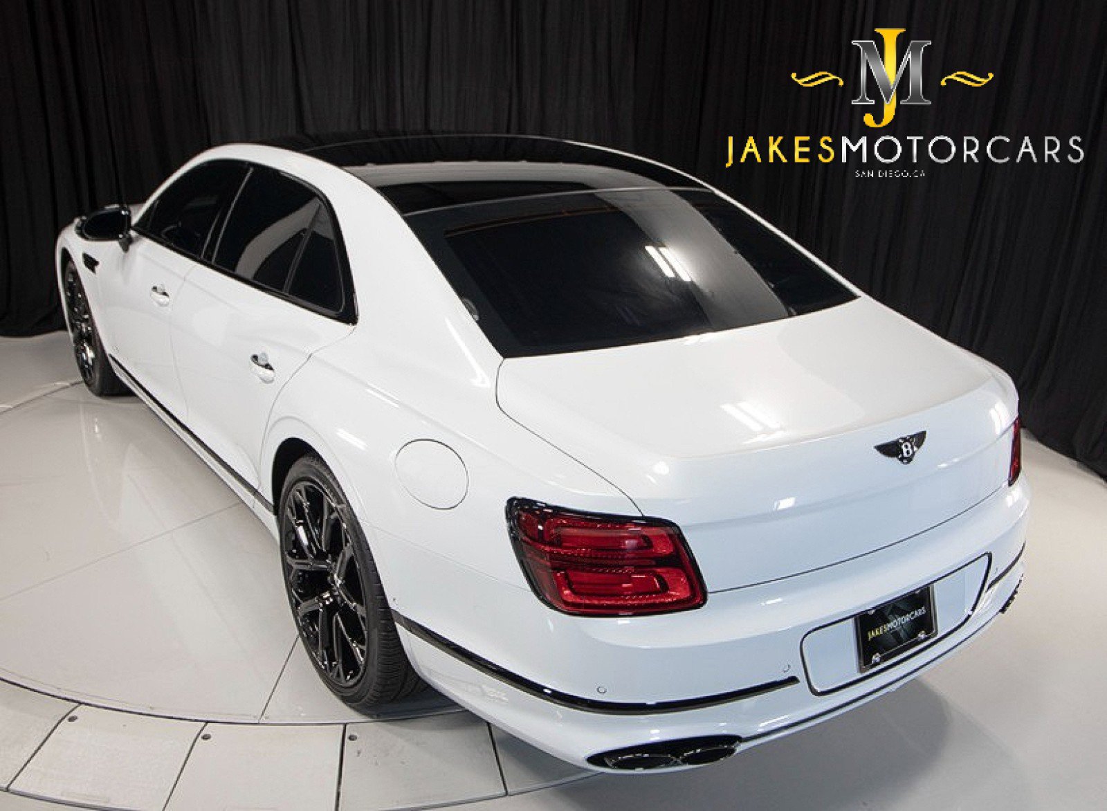 Used 2023 Bentley Flying Spur Flying Spur image 7