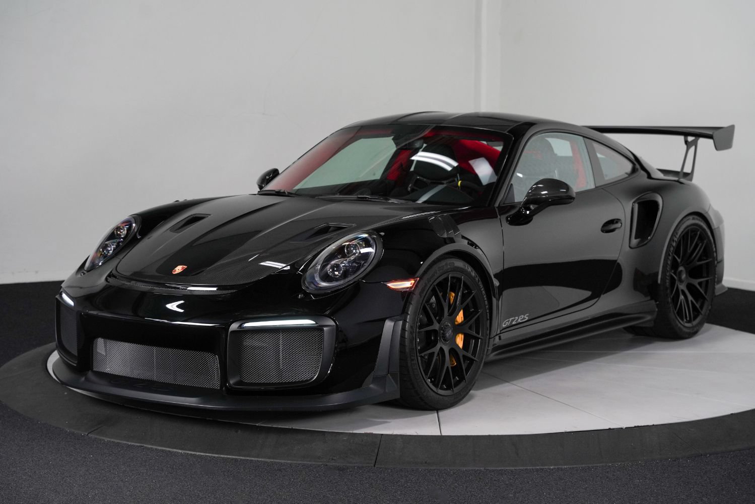 Used 2019 Porsche 911 GT2 RS RWD image 7