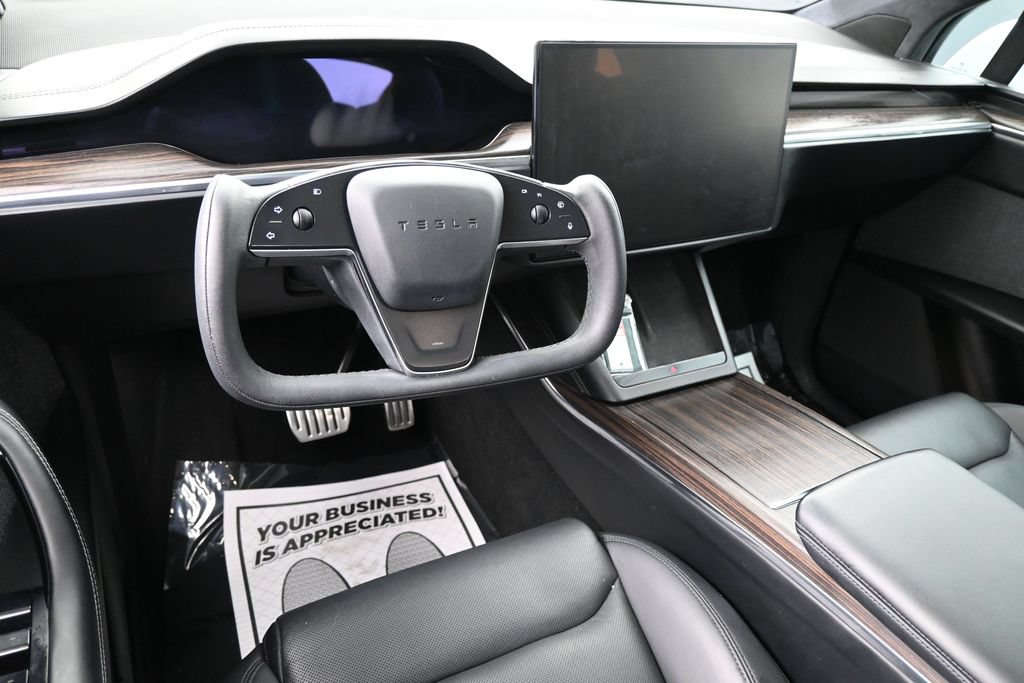 Used 2023 Tesla Model X AWD/4WD image 25