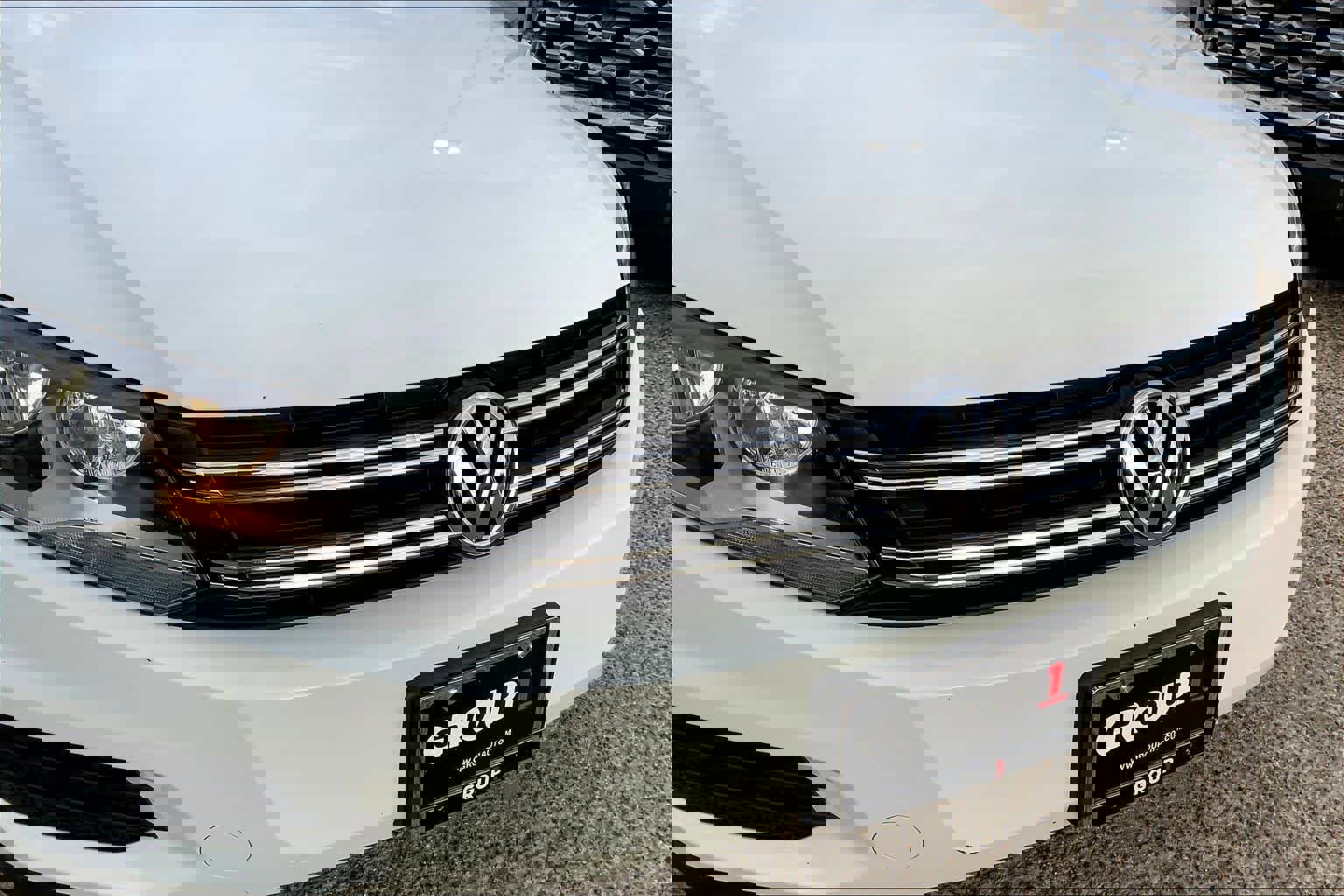 Used 2017 Volkswagen Tiguan Wolfsburg Edition image 27