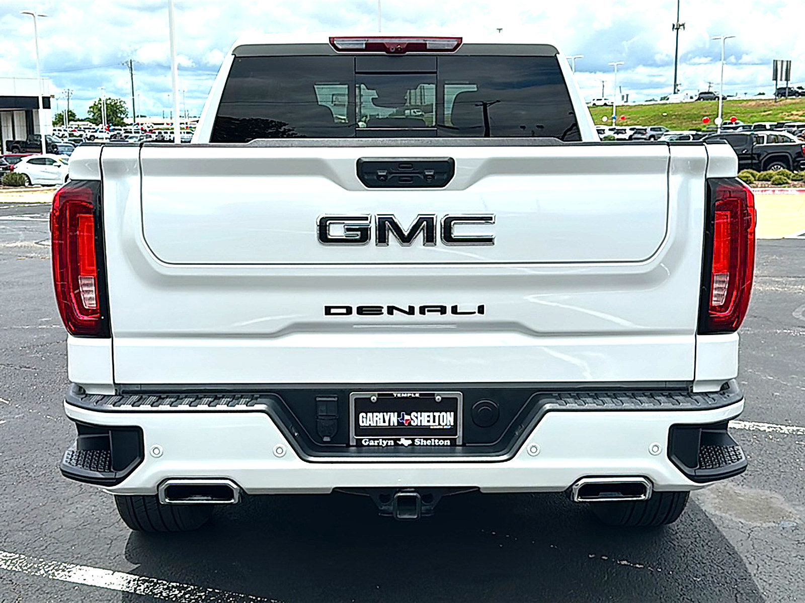 Used 2024 GMC Sierra 1500 Denali w/ Denali Reserve Package RWD image 7