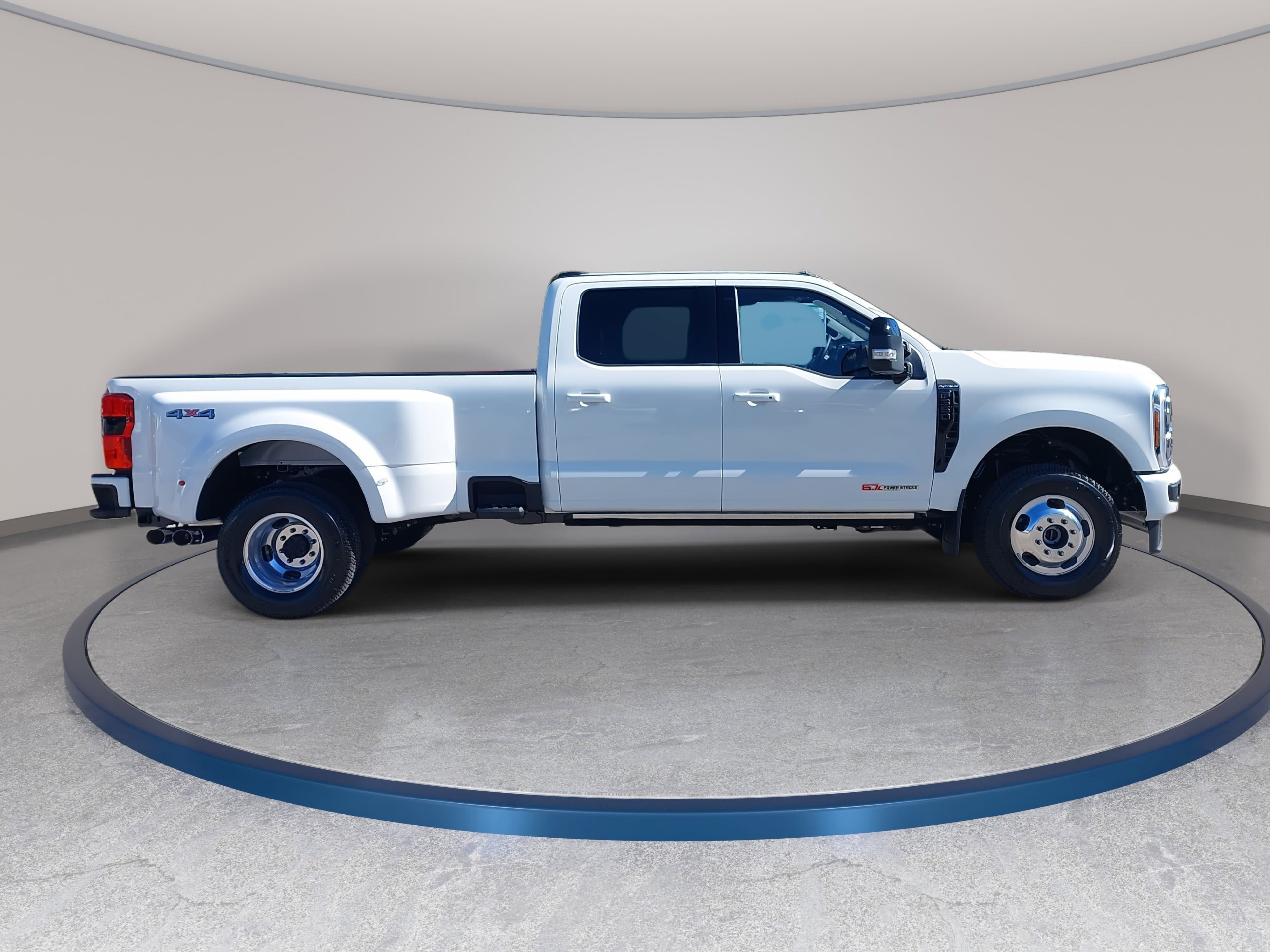 New 2026 Ford F350 Platinum image 4