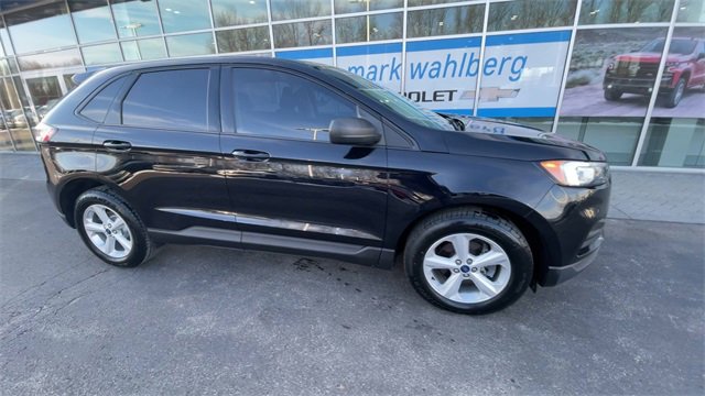 Used 2020 Ford Edge SE image 9