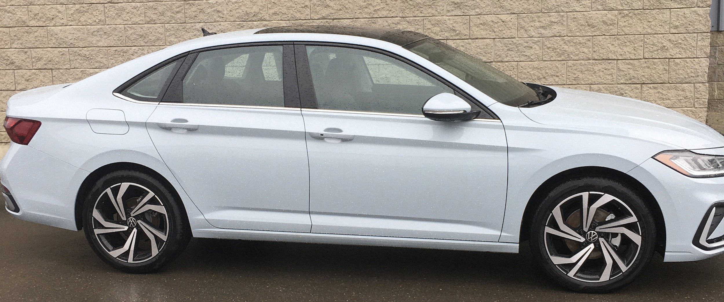 New 2026 Volkswagen Jetta SEL image 3