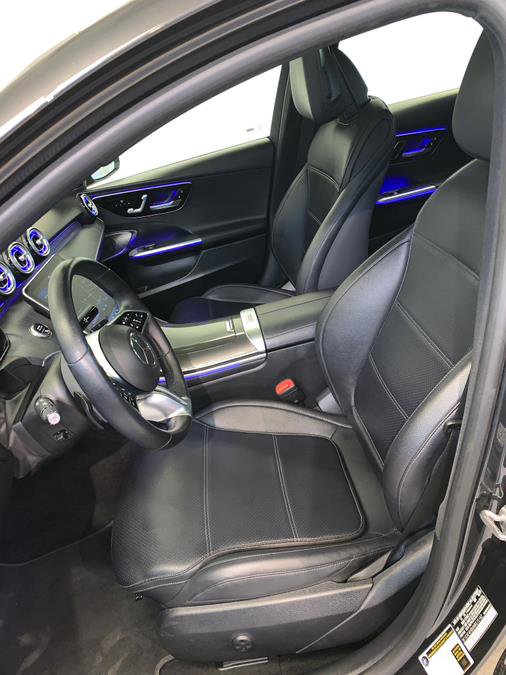 Used 2022 Mercedes-Benz C 300 4MATIC Sedan w/ Pinnacle Trim Package image 18
