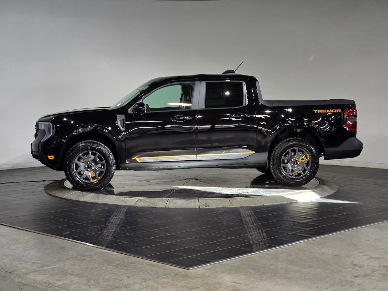 New 2026 Ford Maverick Tremor AWD/4WD image 7