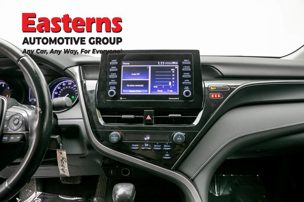 Used 2021 Toyota Camry SE w/ Carpet Mat Package (TMS) FWD image 11