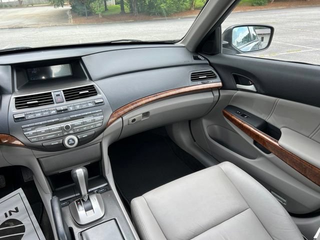 Used 2011 Honda Accord EX-L image 22