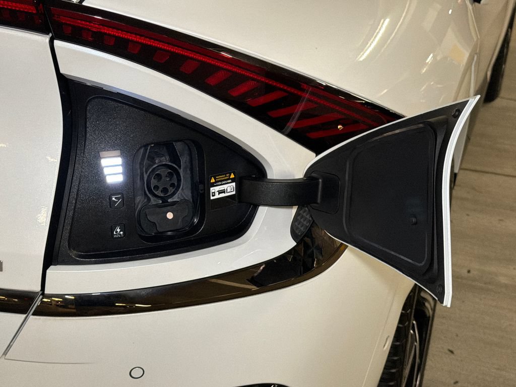 Certified 2023 Kia EV6 GT AWD/4WD image 6