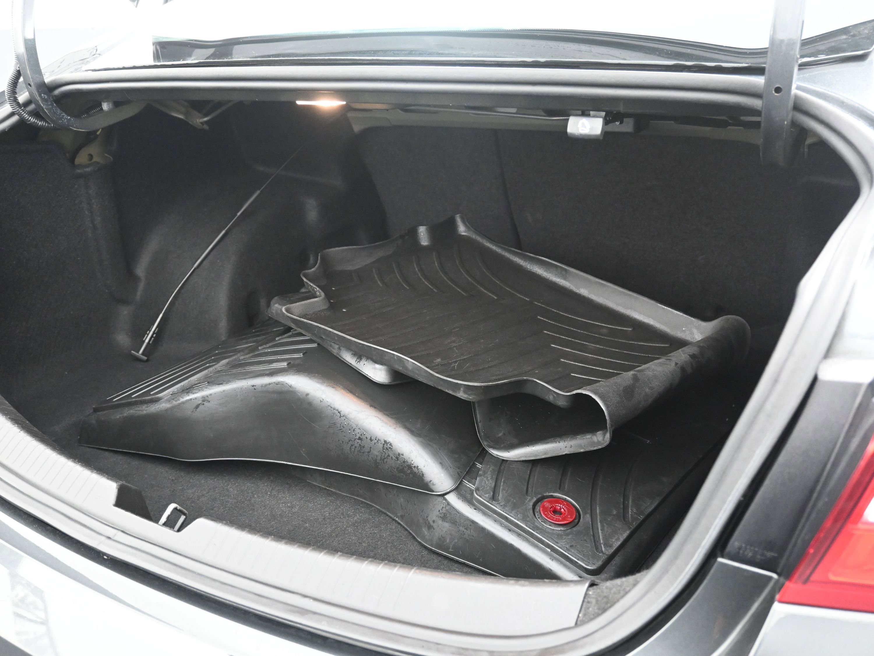 Used 2016 Chevrolet Malibu LT FWD image 22