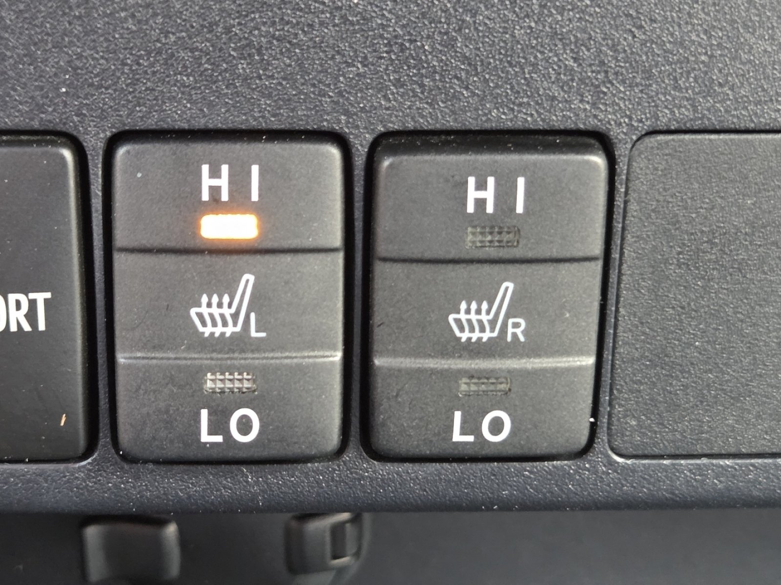 Used 2017 Toyota RAV4 Limited w/ Advanced Technology Package AWD/4WD image 5