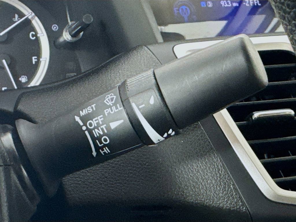 Used 2016 Honda Accord LX image 9