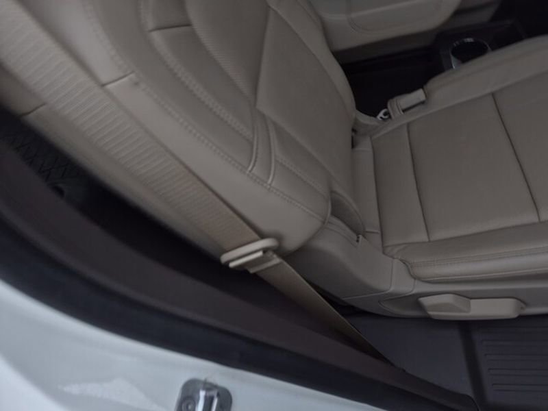 Used 2020 Lincoln Aviator Reserve w/ Equipment Group 202A image 22