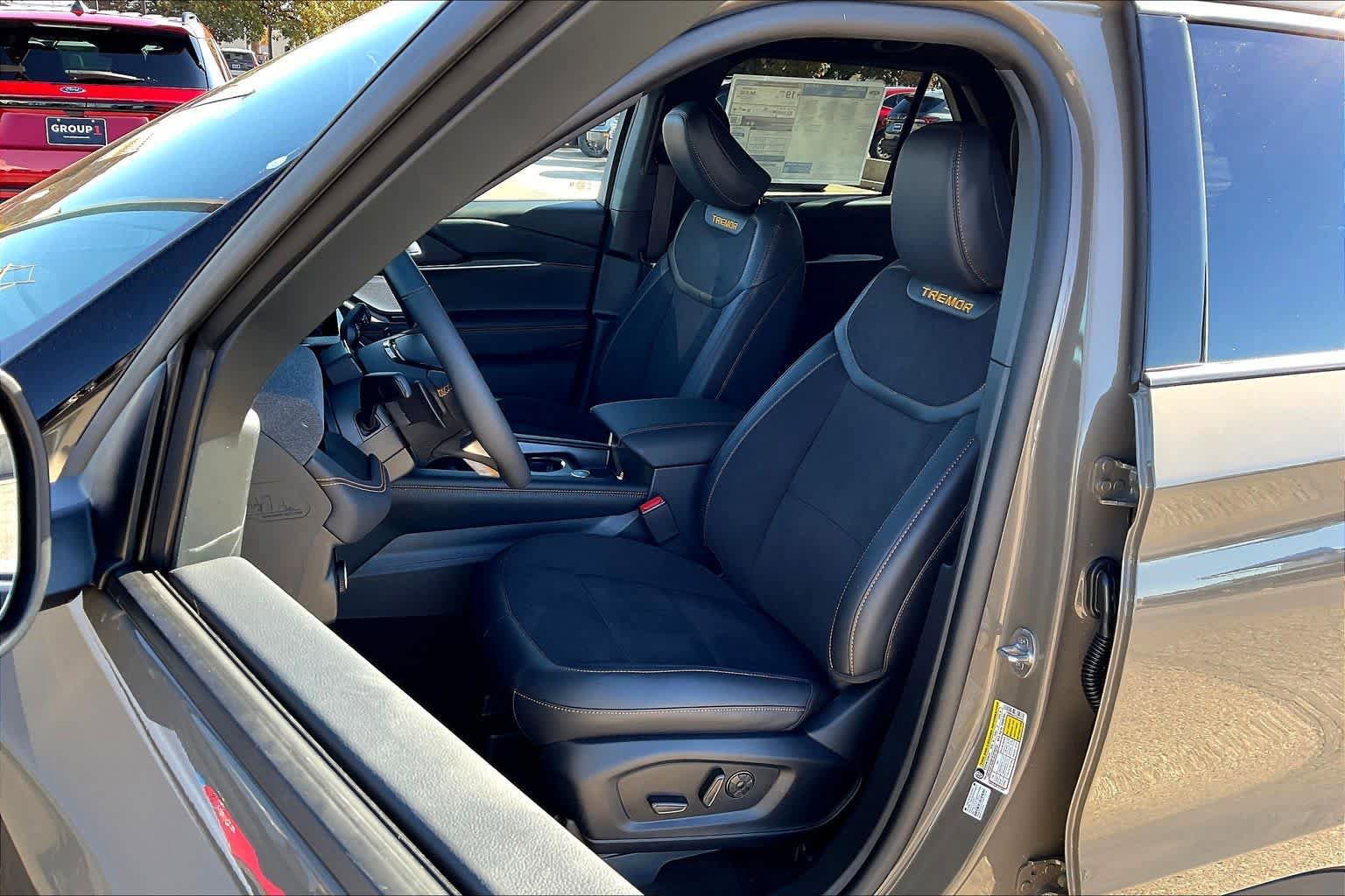 New 2026 Ford Explorer Tremor AWD/4WD image 9