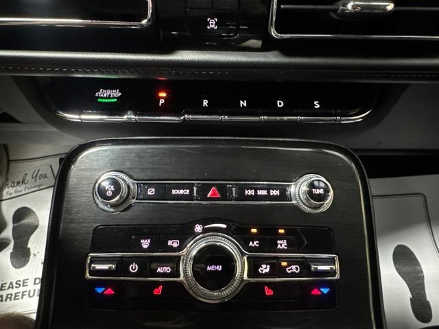 Used 2023 Lincoln Nautilus AWD w/ Premium Package image 12