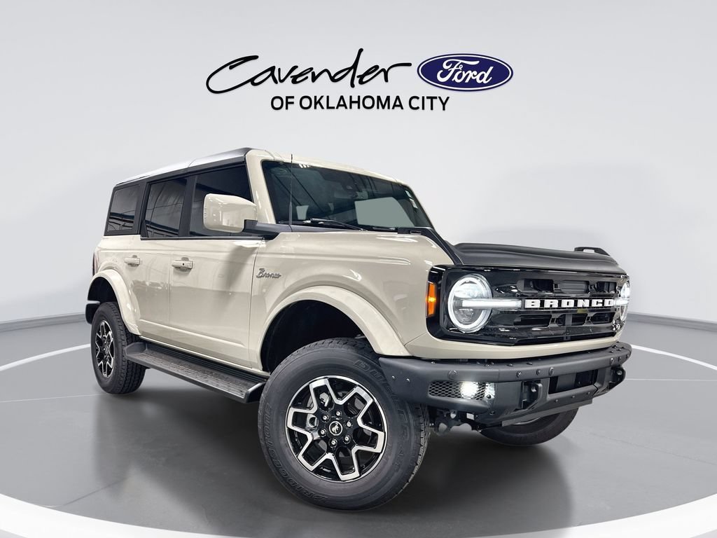 Used 2025 Ford Bronco Outer Banks AWD/4WD image 1