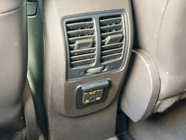 Used 2017 Ford Escape Titanium AWD/4WD image 22