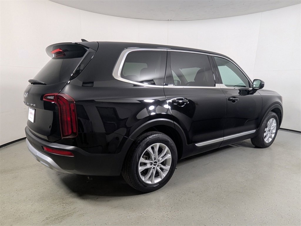 Used 2022 Kia Telluride LX image 7