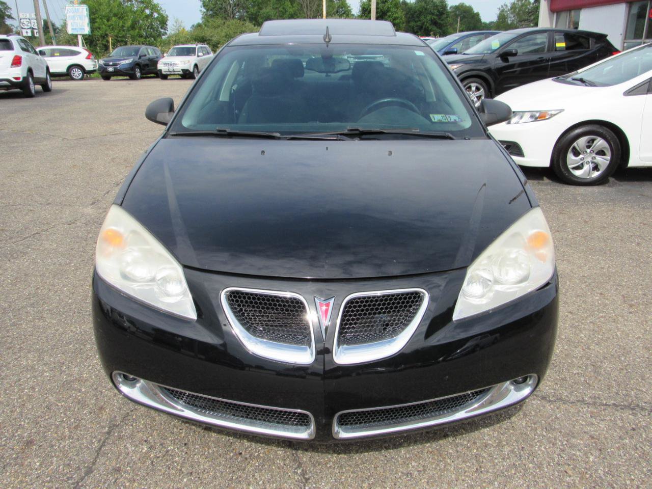 Used 2008 Pontiac G6 Sedan w/ Sport Package FWD image 3