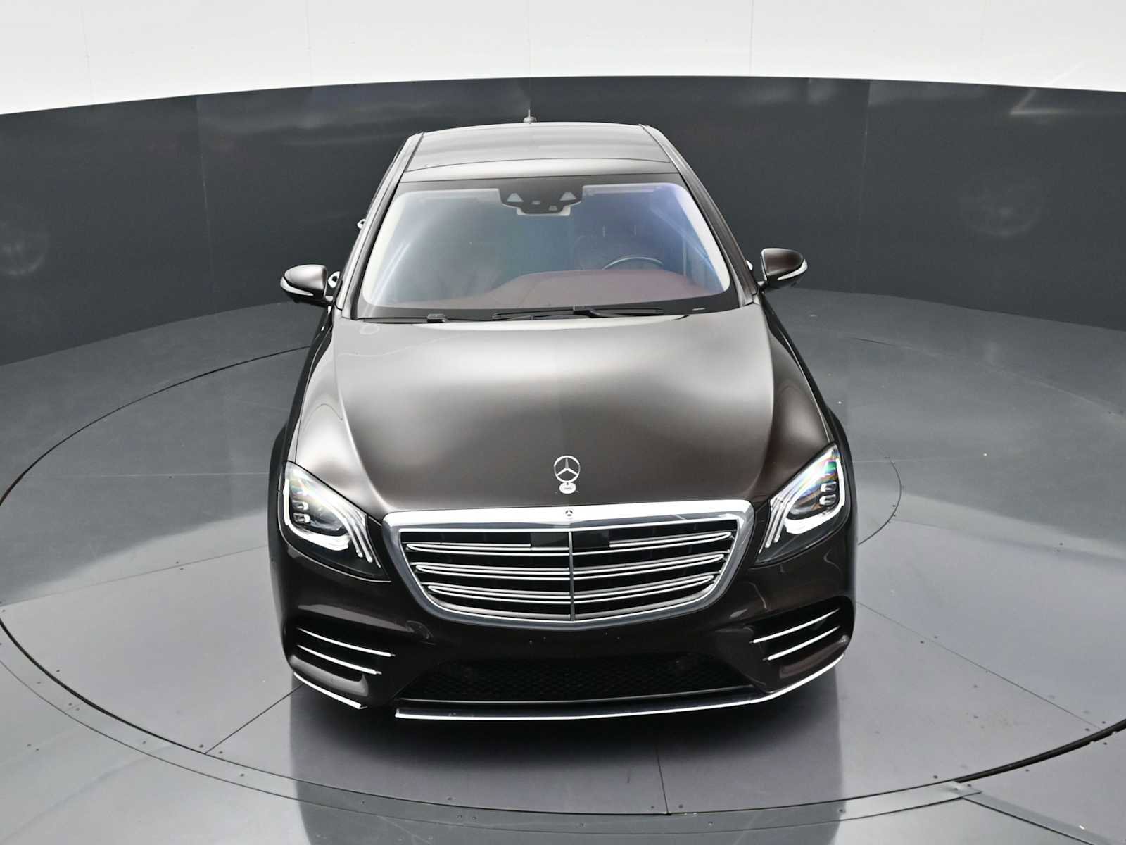 Used 2018 Mercedes-Benz S 560 Sedan image 40