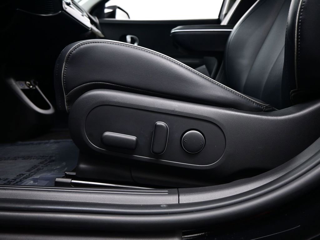 Used 2022 Hyundai Ioniq 5 SEL image 16