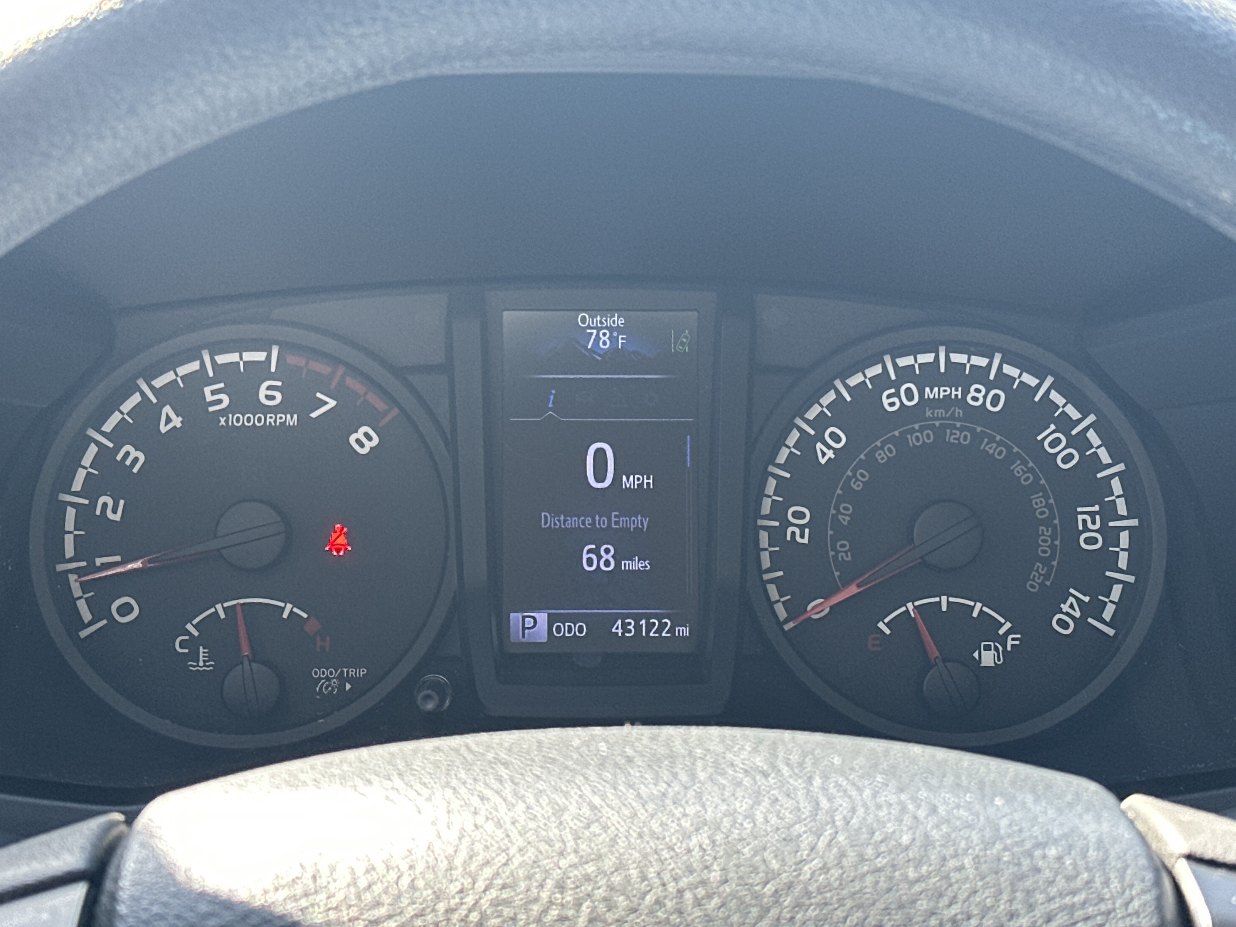 Used 2018 Toyota Tacoma SR w/ SR Convenience Package AWD/4WD image 20