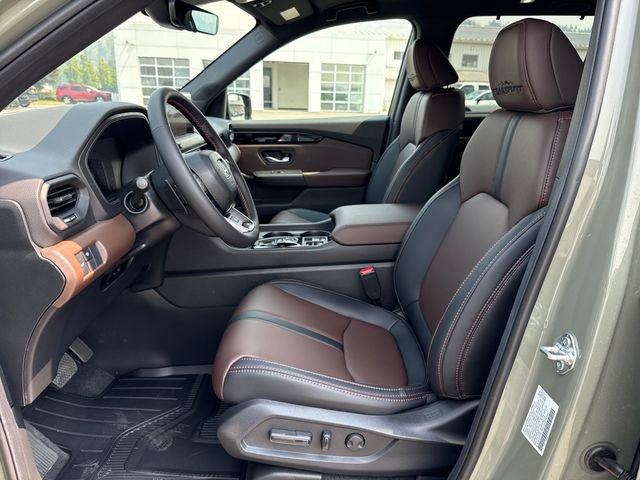 Used 2026 Honda Pilot TrailSport image 16