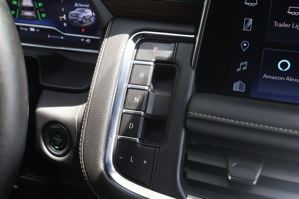 Certified 2024 Chevrolet Suburban Premier AWD/4WD image 23
